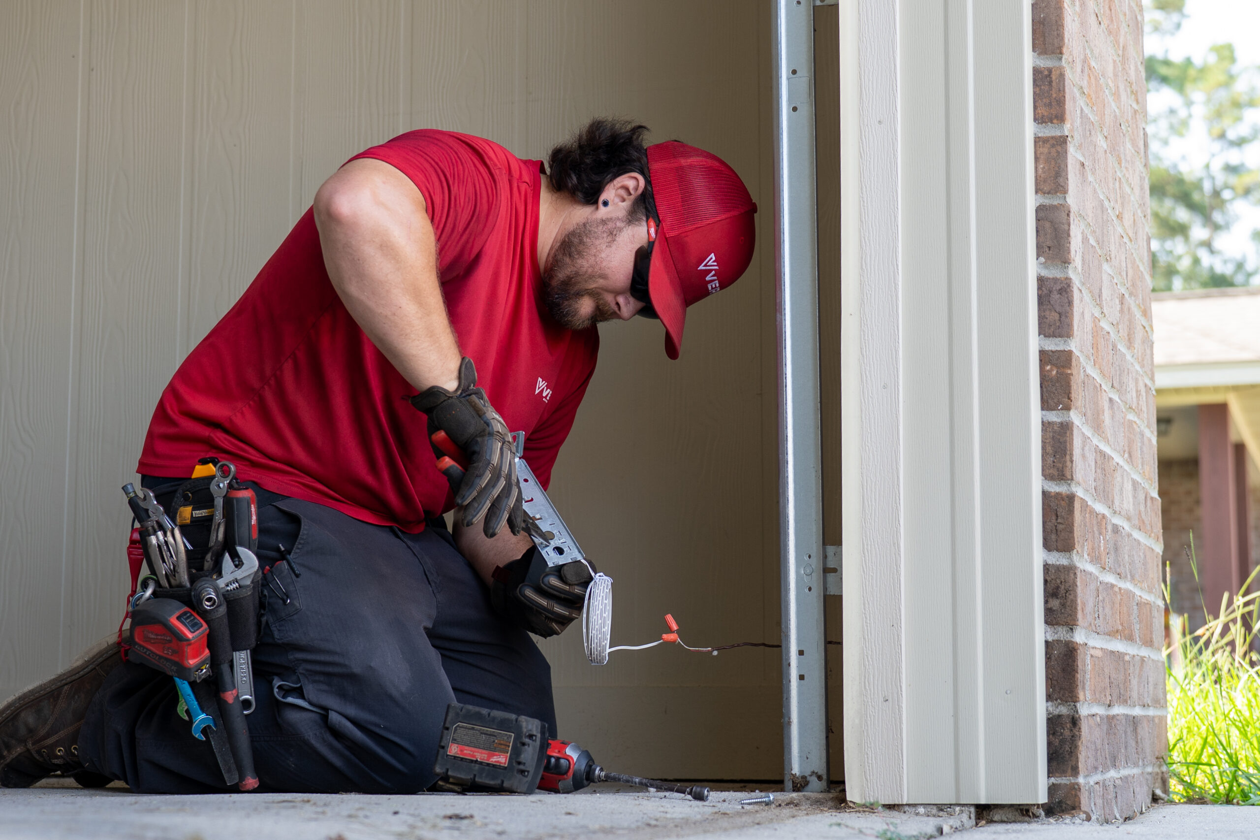 Verge_2025.08_DJ-1-scaled