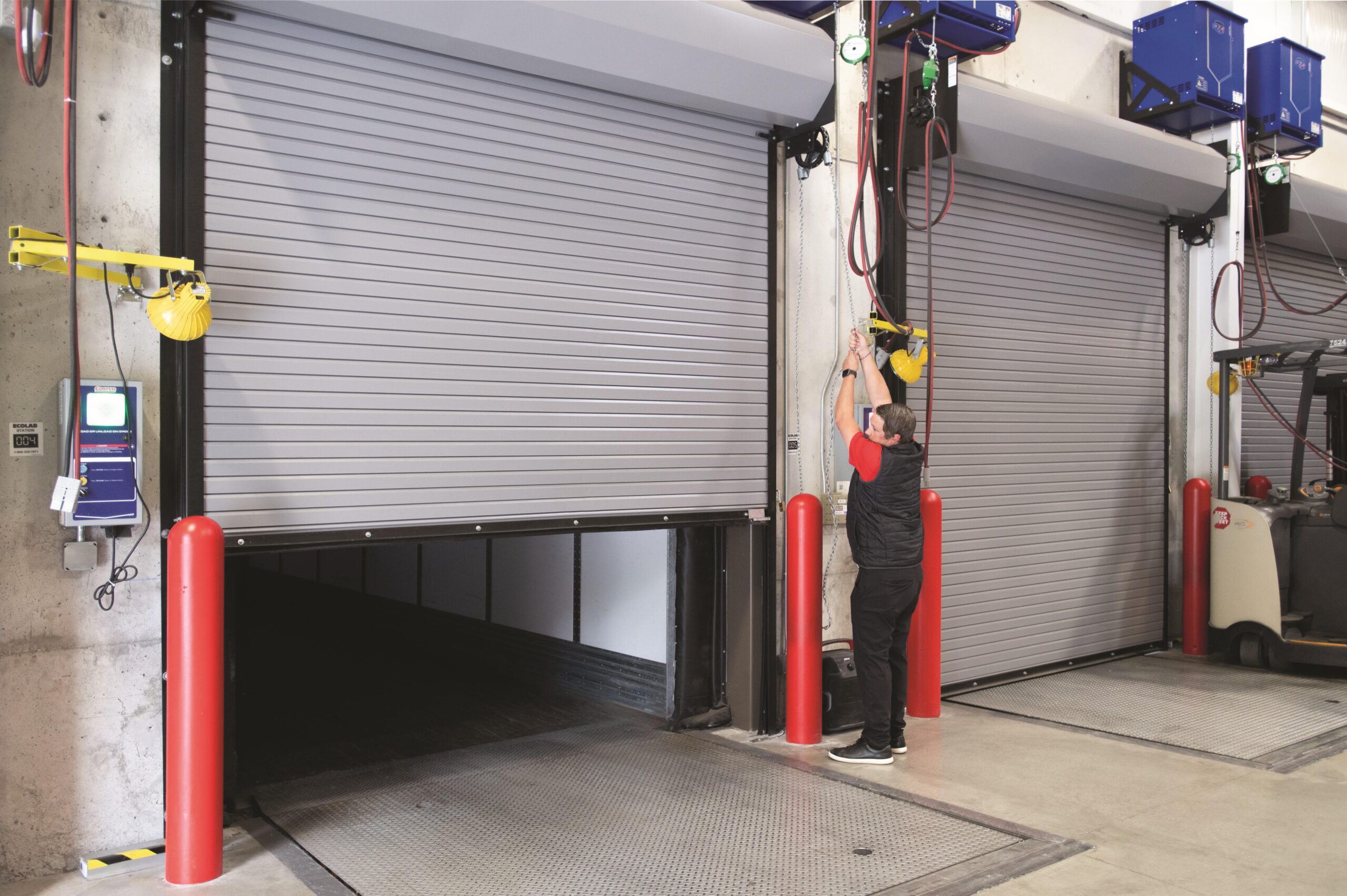 Rolling-Steel-Service-Door-625-ODC-Seattle-3-min-scaled
